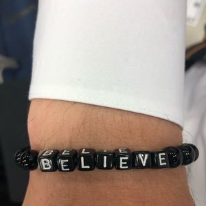 Meet your Posher, Quincy